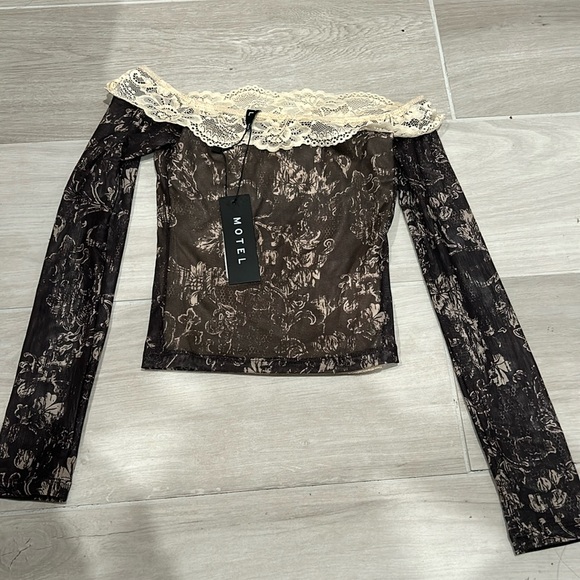 Motel Rocks Dark Brown Off the Shoulder Top - Picture 1 of 6